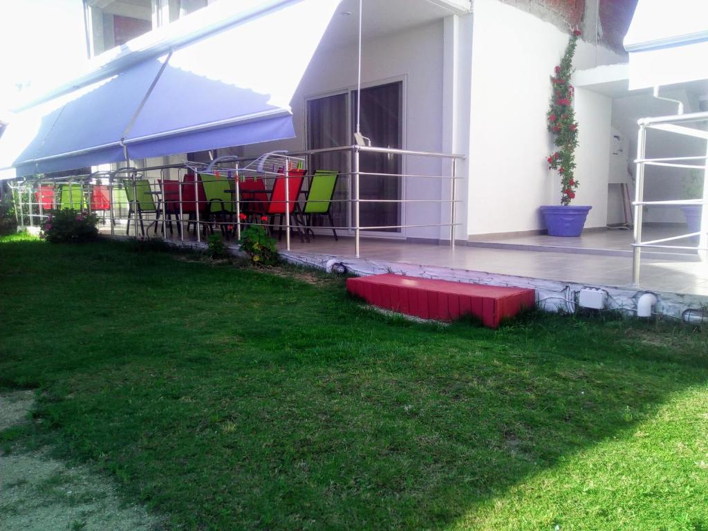Zahrada ubytování Persefoni Rooms Apartments & Mezonetes