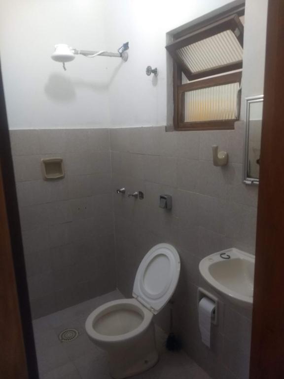  Alugo casa em Itanhém