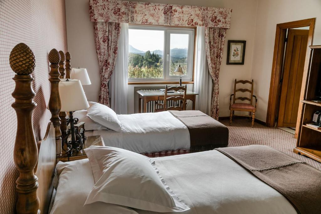 Cama ou camas em um quarto em Llao Llao Resort, Golf-Spa