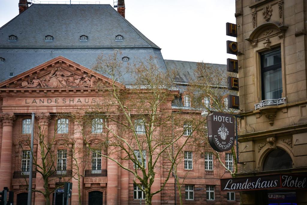 Fotografie z fotogalerie ubytování Hotel am Landeshaus v destinaci Wiesbaden