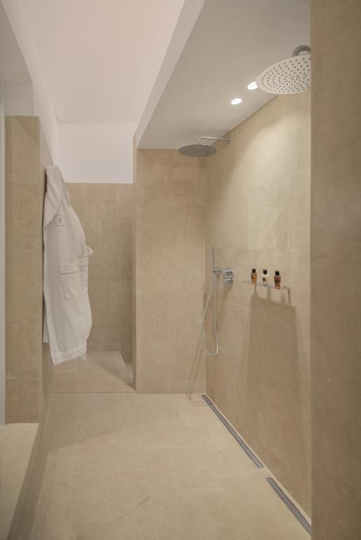 Koupelna v ubytování Sikelia Suites