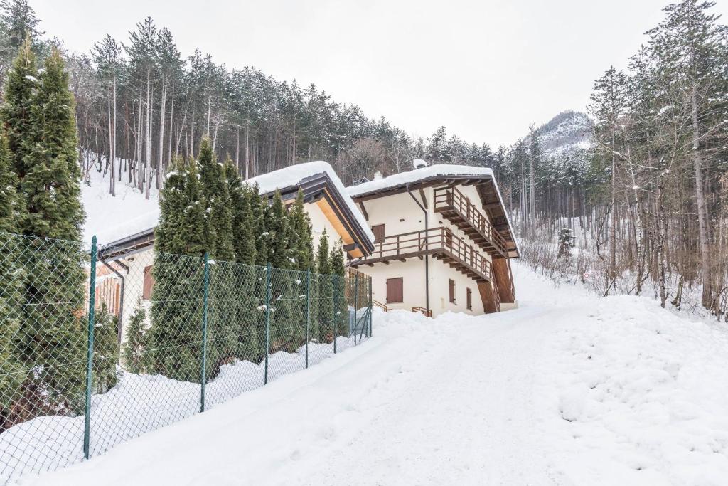 Obiekt Wellness Lodge Riccardo zimą