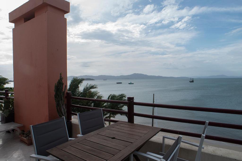  Solar ao Mar - Apartamentos pé na Areia