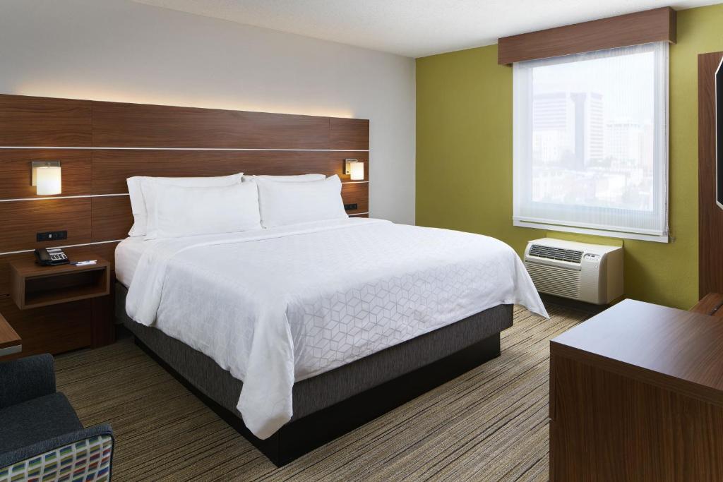 Holiday Inn Express - Richmond Downtown, an IHG Hotel - 