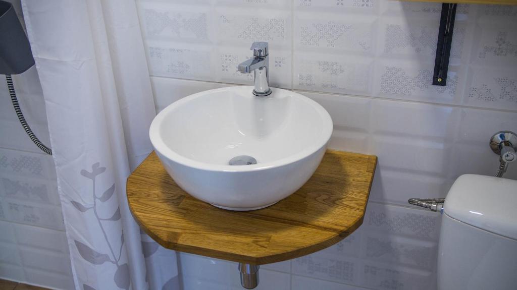 Kúpeľňa v ubytovaní Domki u Kota i Psa