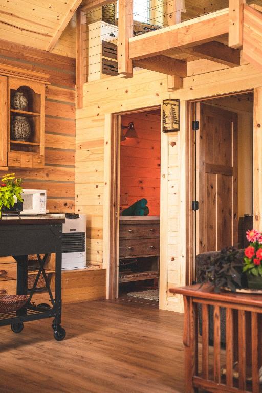 Denali Wild Stay - Redfox Cabin, Free Wifi, private, sleep 6 - 两卧室房屋