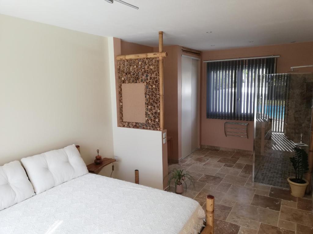 Villa BELLE VUE, CHAMBRE BAMBOUS - Habitación Doble Con Baño Privado