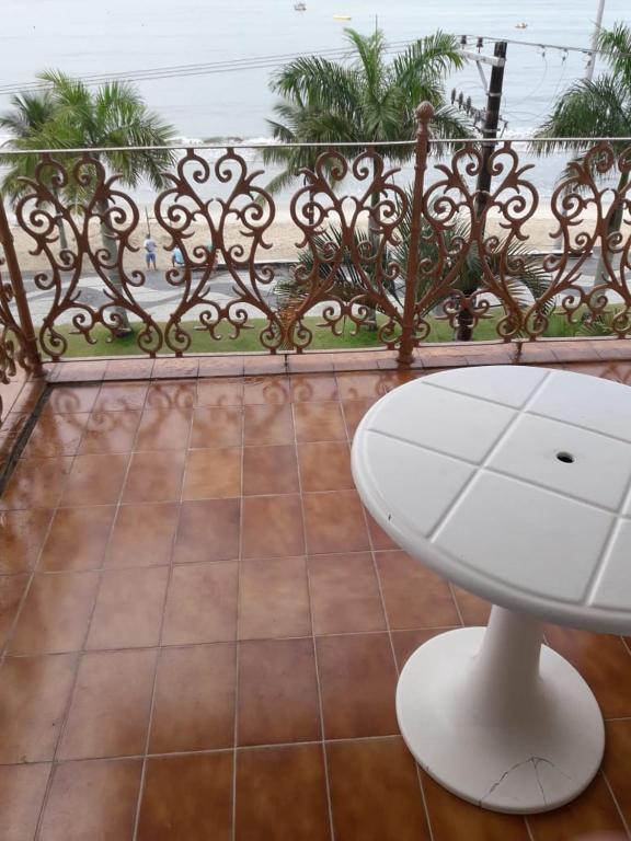  Apartamento de Frente p/ o Mar - Martim de Sá - Caraguatatuba/SP
