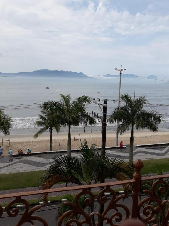  Apartamento de Frente p/ o Mar - Martim de Sá - Caraguatatuba/SP
