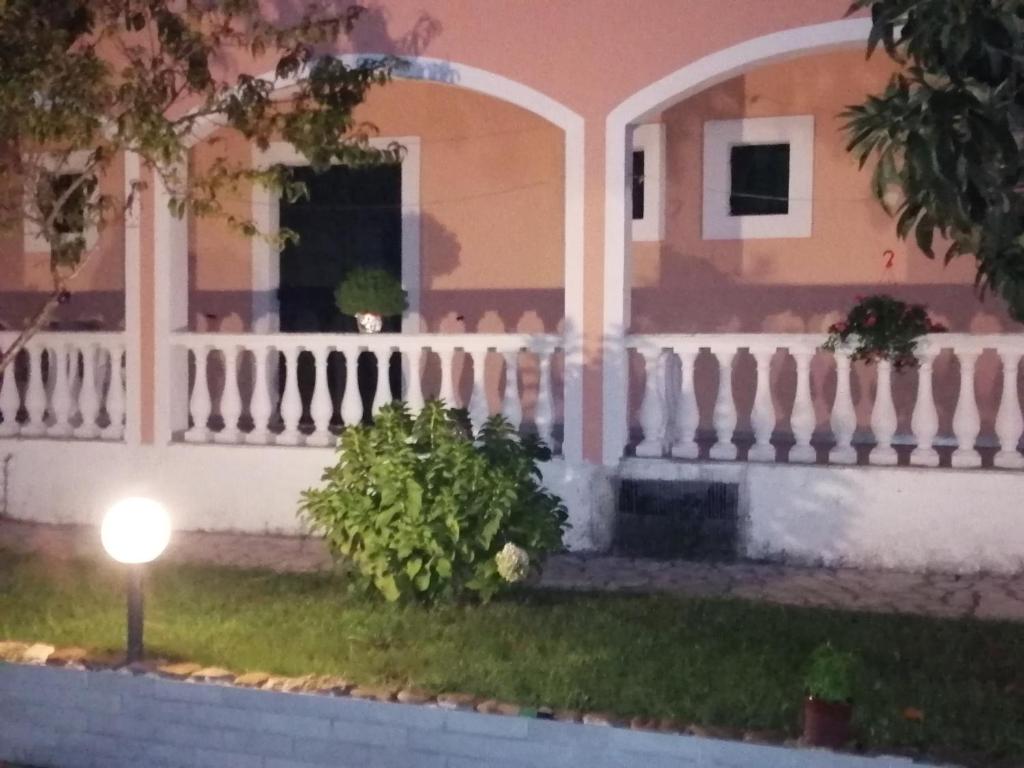 Zahrada ubytování Aris Paschalia Studios