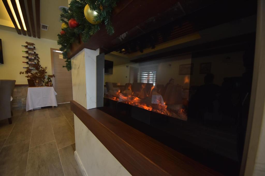 Fotografie z fotogalerie ubytování Lužnjanin restoran i sobe v destinaci Jošanička Banja