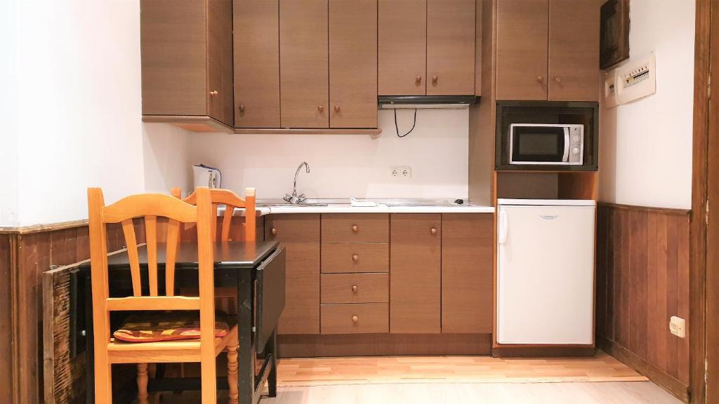 TODOSIERRANEVADA ZONA BAJA - EDIFICIO ALHAMBRA - Junto a los Telecabinas - Appartement Standard