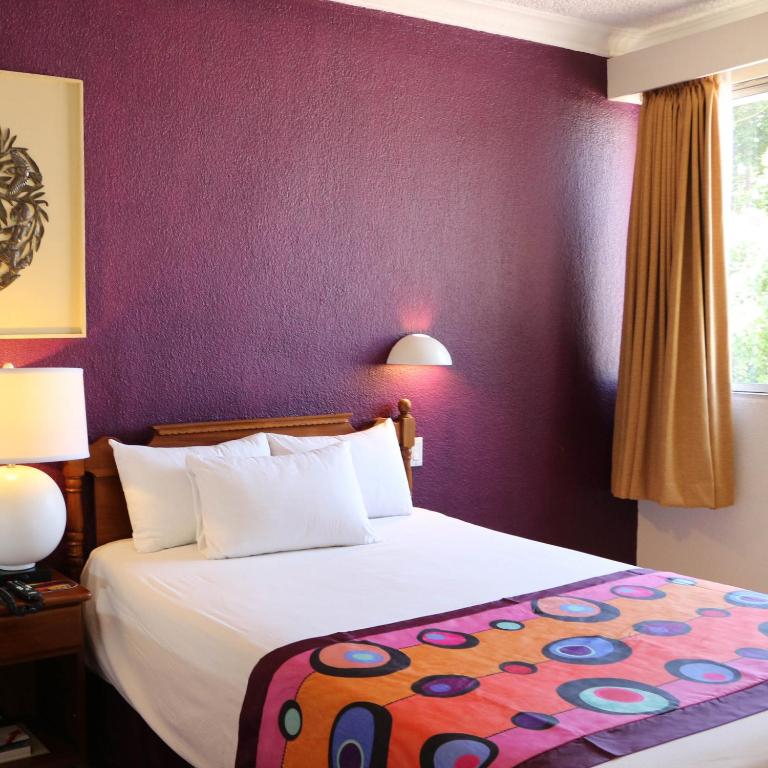 Le Plaza Hotel - Standard Twin Room