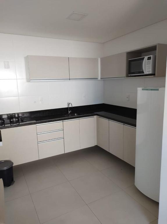  Flat próximo a Praia - INGLESES