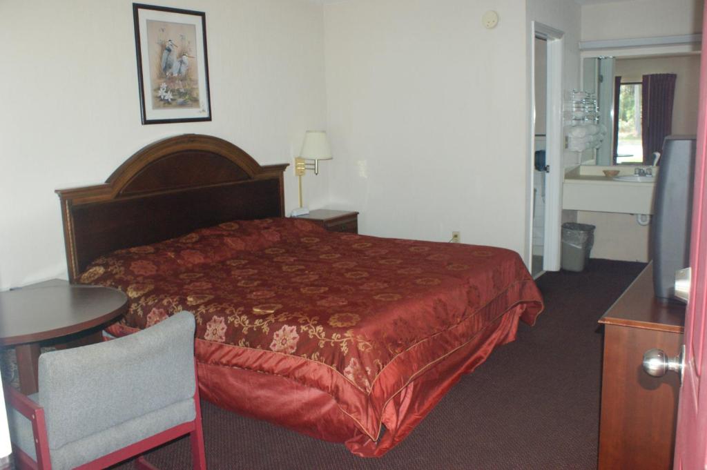 The Patriot Inn - King Room - Non-Smoking