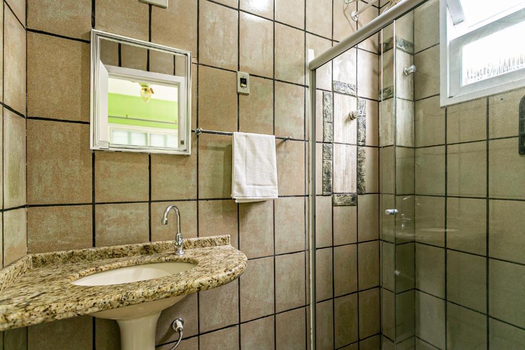  Casa com 3 suítes no centrinho da Lagoa MISA322
