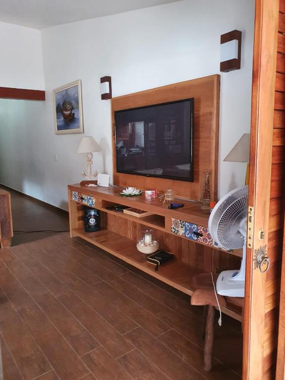  Linda casa a poucos metros da praia