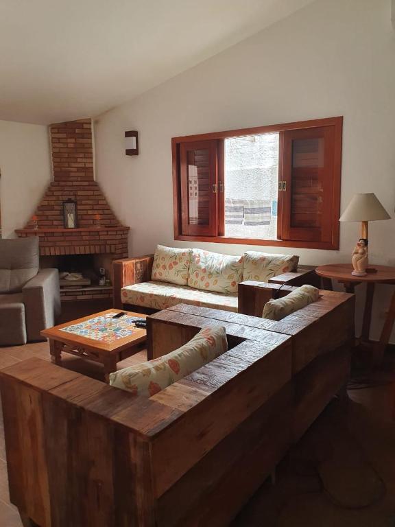  Linda casa a poucos metros da praia