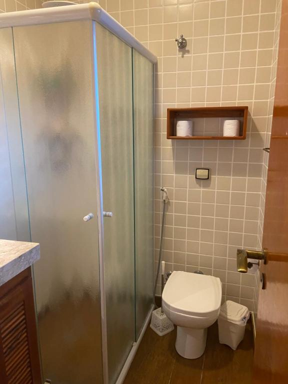  Linda casa a poucos metros da praia