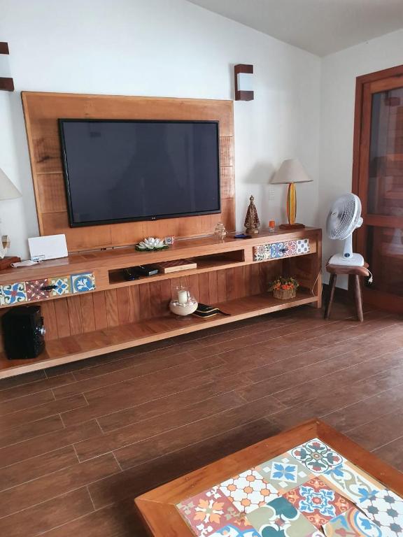  Linda casa a poucos metros da praia