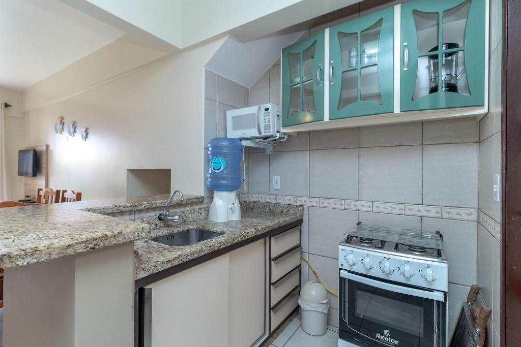  Apartamento 2 Dormitórios A 190 Metros Da Praia De Bombas - AN 06