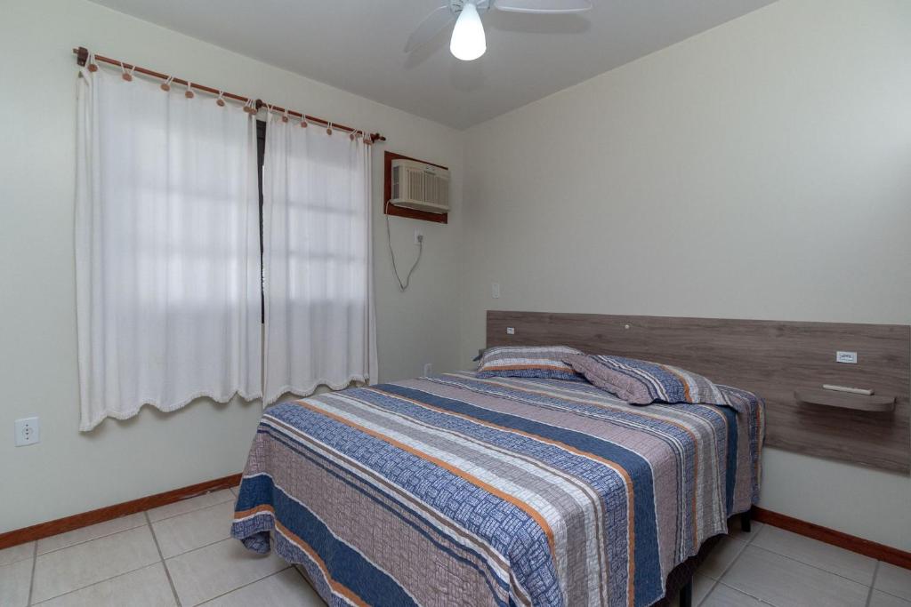  Apartamento 2 Dormitórios A 190 Metros Da Praia De Bombas - AN 06