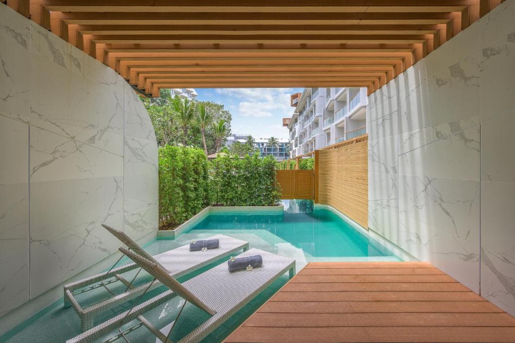 Andaman Embrace Patong, Phuket - Resim 28