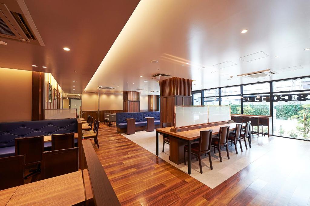 Posezení v ubytování Sotetsu Fresa Inn Yokohama Higashiguchi