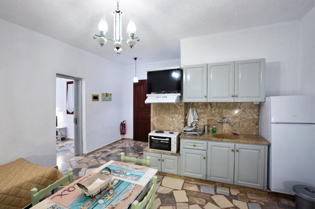 New Aurora Apts Studios - Salle Familiale Avec Vue Sur La Mer