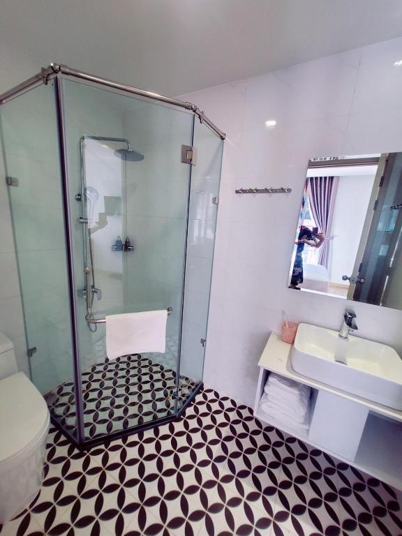Phòng tắm tại Sky Hotel