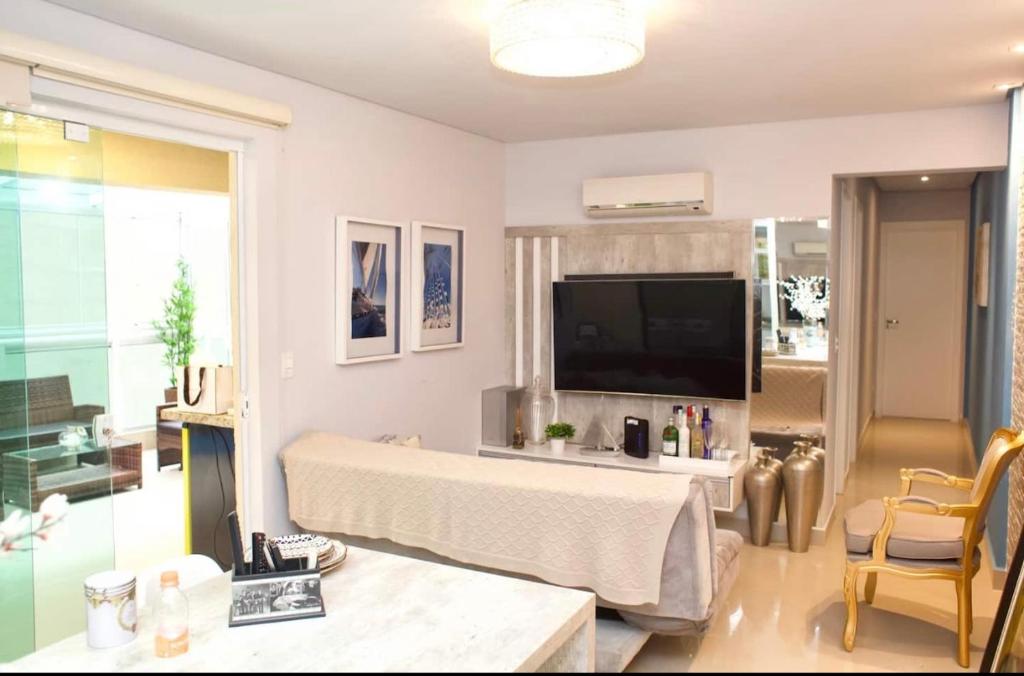  Prédio e Apartamento Novo Perto da Praia :)