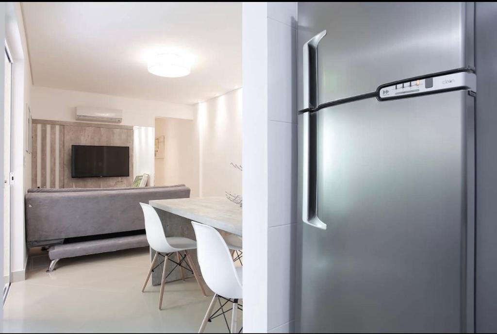  Prédio e Apartamento Novo Perto da Praia :)