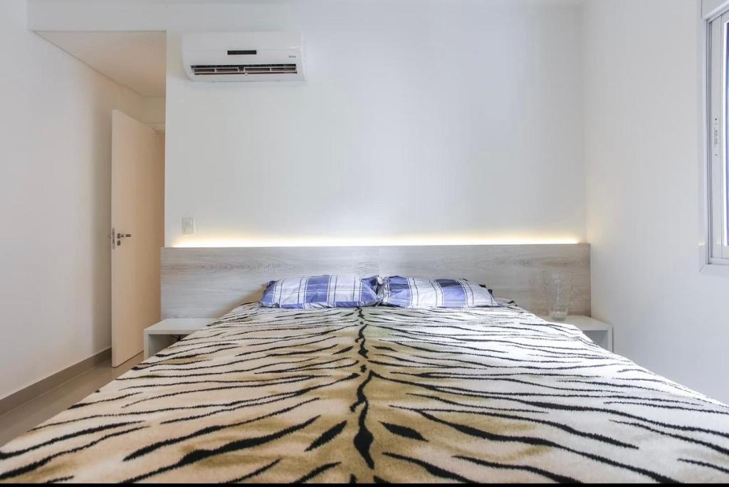  Prédio e Apartamento Novo Perto da Praia :)