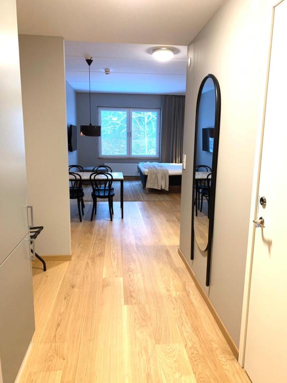 Kuchyň nebo kuchyňský kout v ubytování Hotell Lassalyckan