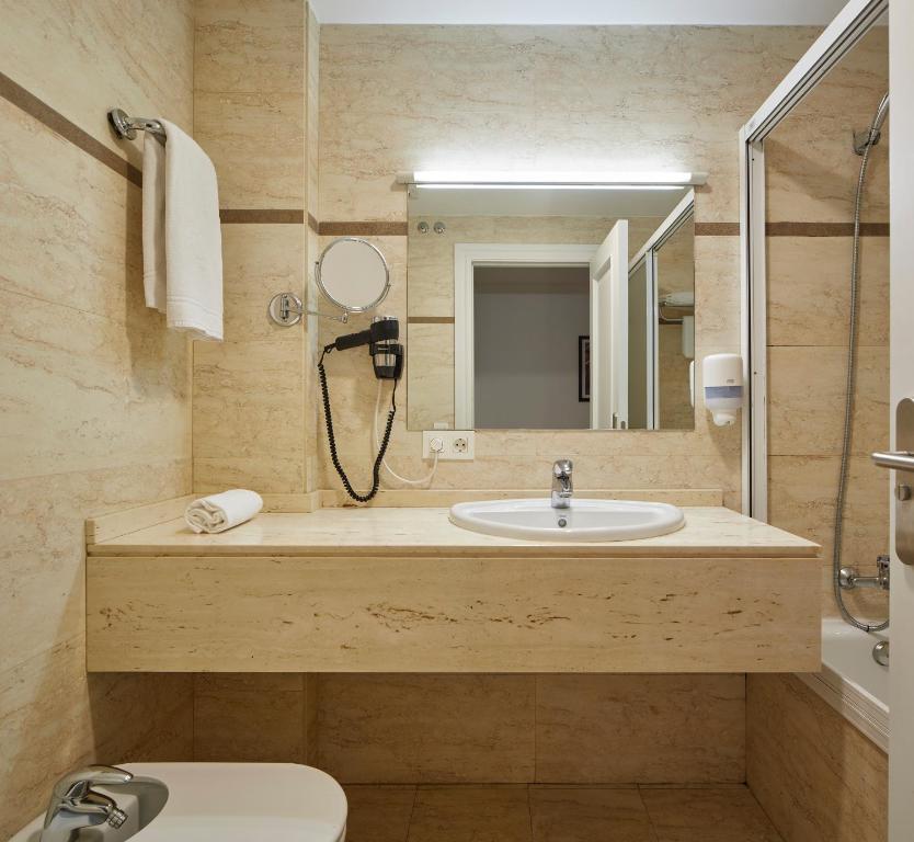 Koupelna v ubytování Hostal Arriazu