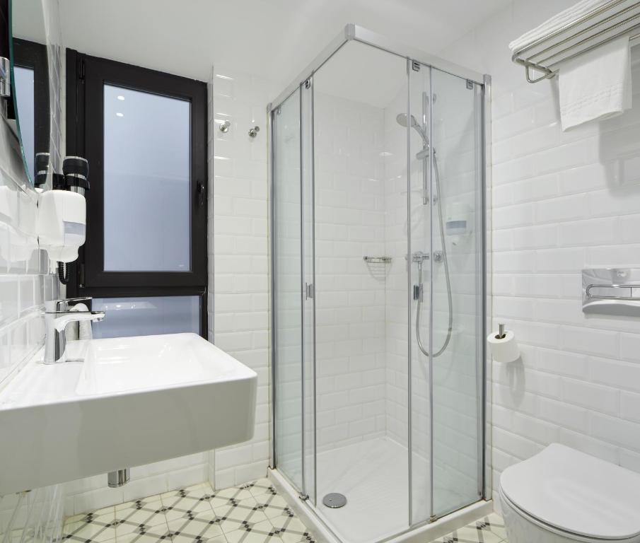 Koupelna v ubytování Hostal Arriazu