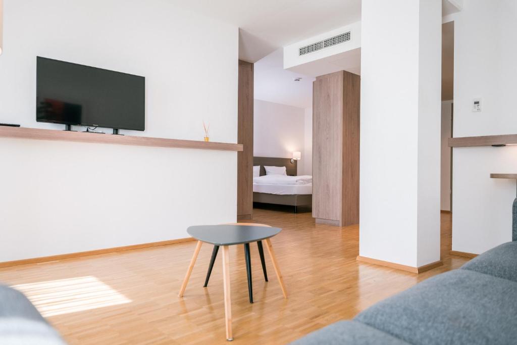 TV a/nebo společenská místnost v ubytování Hotel Trezor