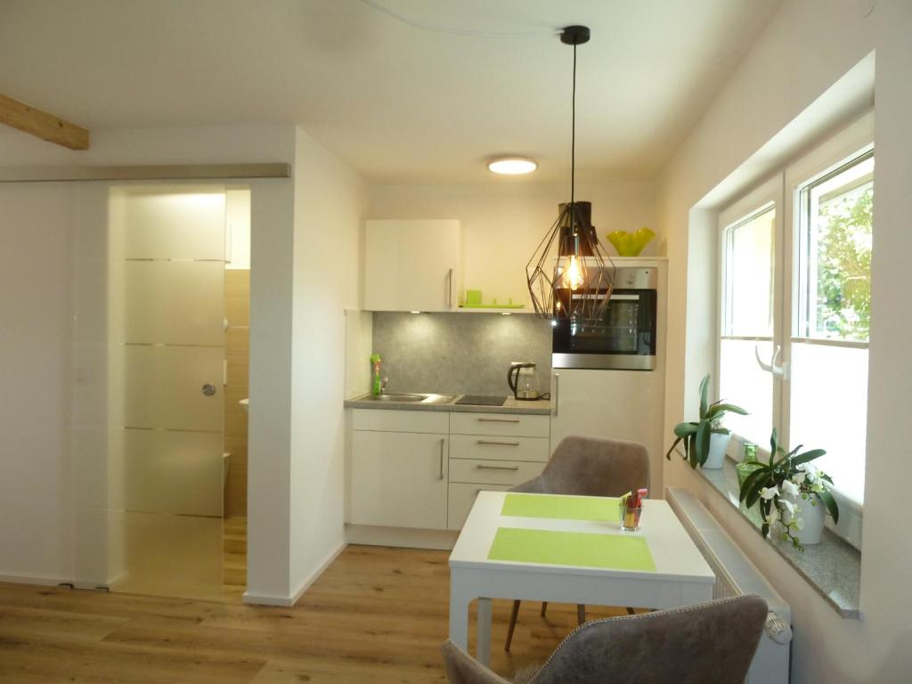 Wohnen auf Zeit in Weingarten - Apartamento De Una Habitación