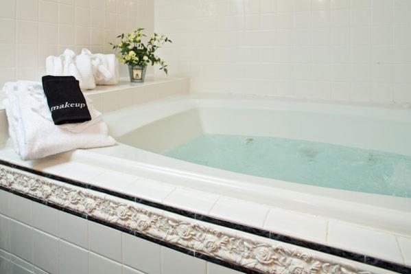 Beaufort House Inn - Chambre Double Avec Salle De Bain Spa