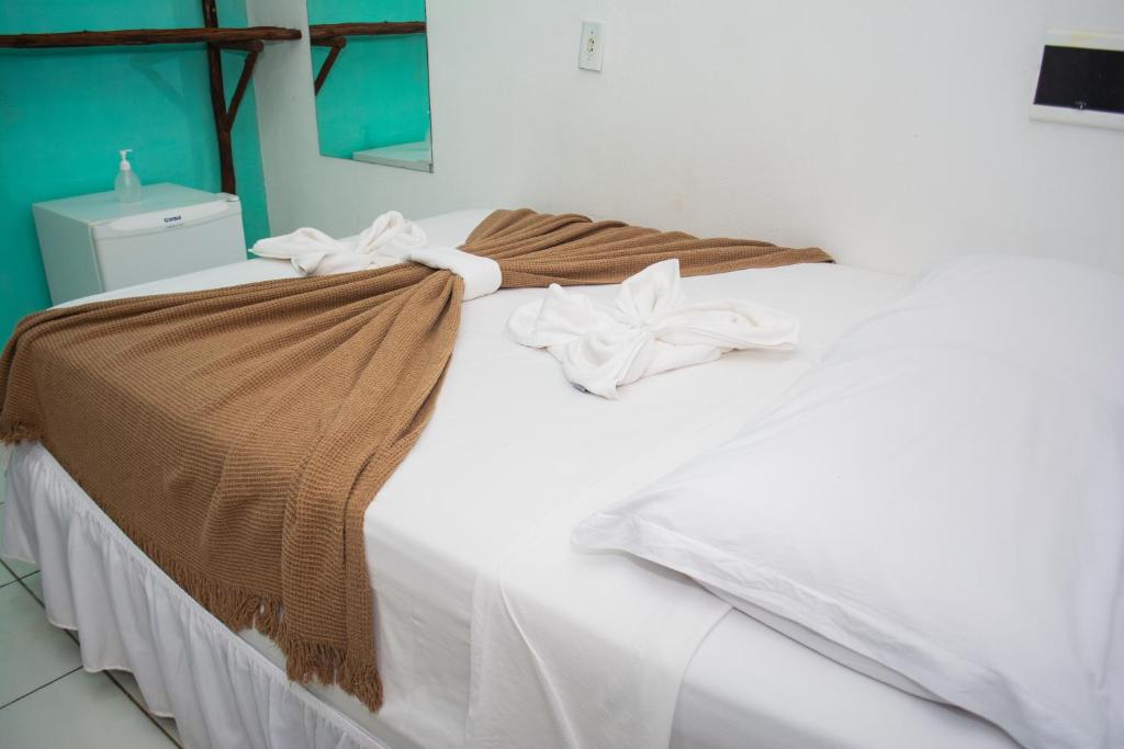  Pousada Jacare Beach