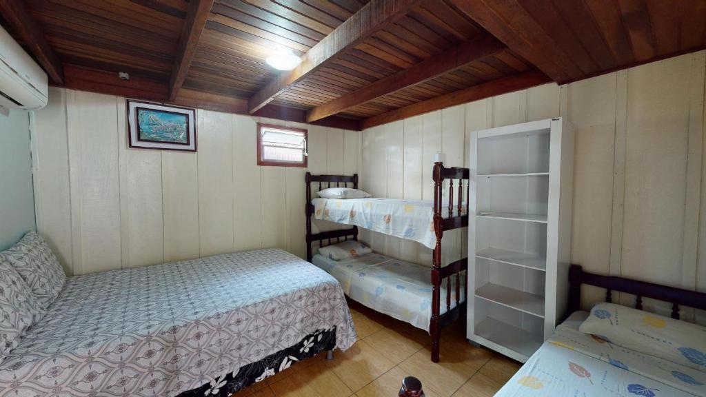  Ilha do Mel Pousadas e Casas Na Praia de Nova Brasília