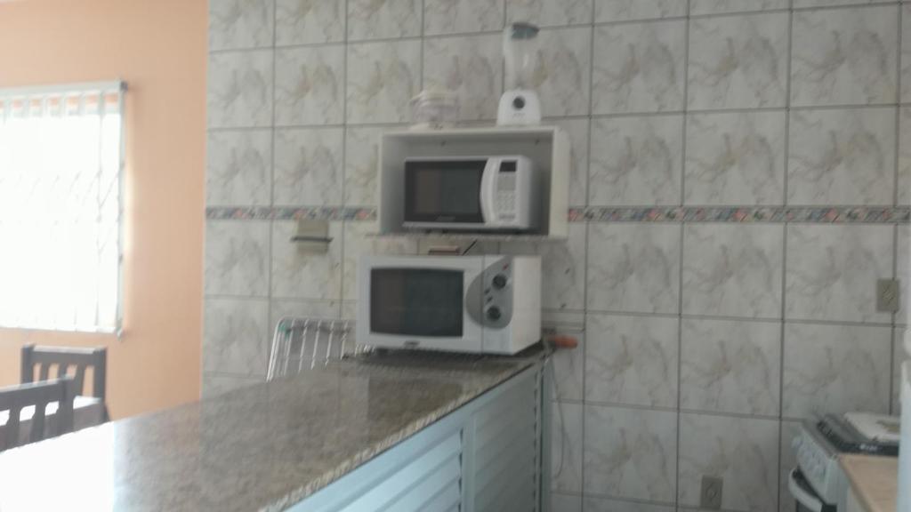  casa parte terrea proximo a praia