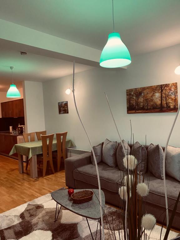 Posezení v ubytování Apartmani Vila Goč
