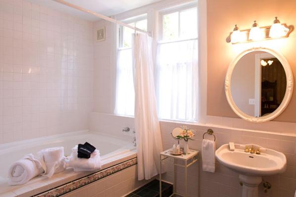 Beaufort House Inn - Chambre Double Avec Patio
