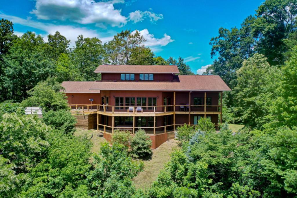 Star Mountain, Blue Ridge (updated prices 2024)