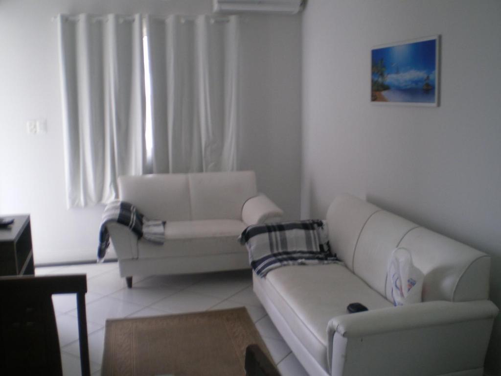  Praia de Quatro Ilhas a 50 metros do mar