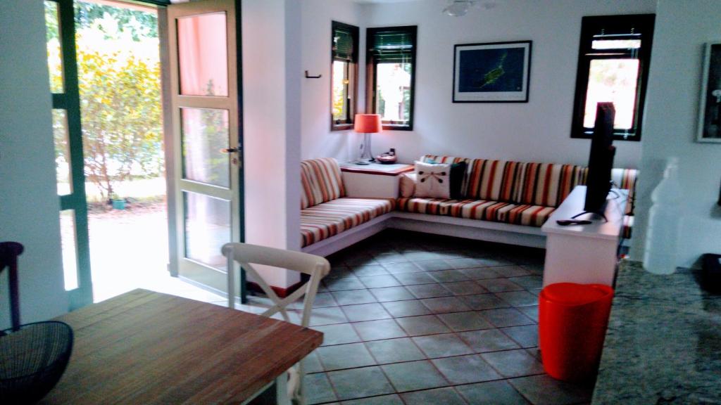  Sobrado Riviera