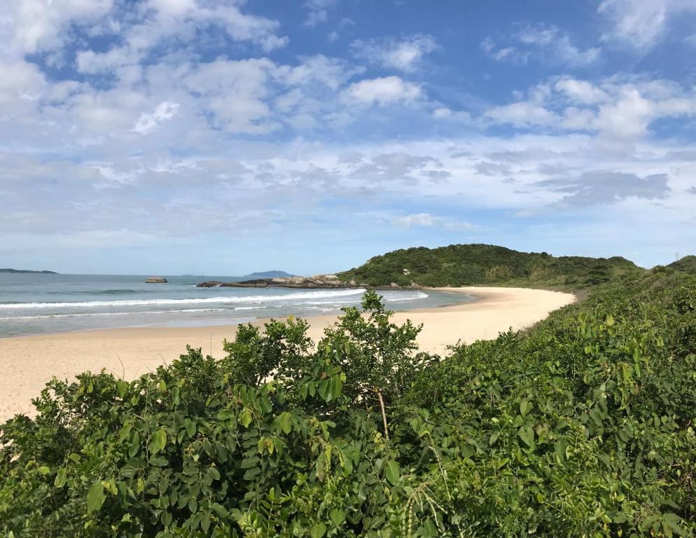  Praia de Quatro Ilhas a 50 metros do mar