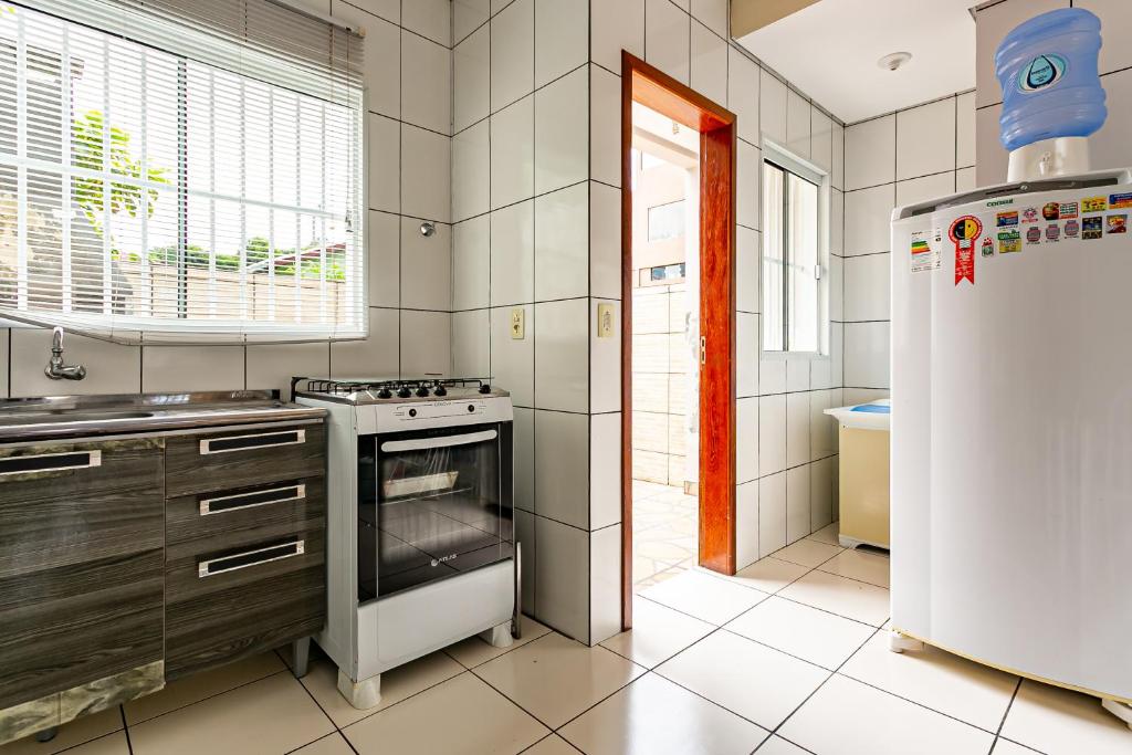  Casa duplex com pátio privativo no Santinho SMR002