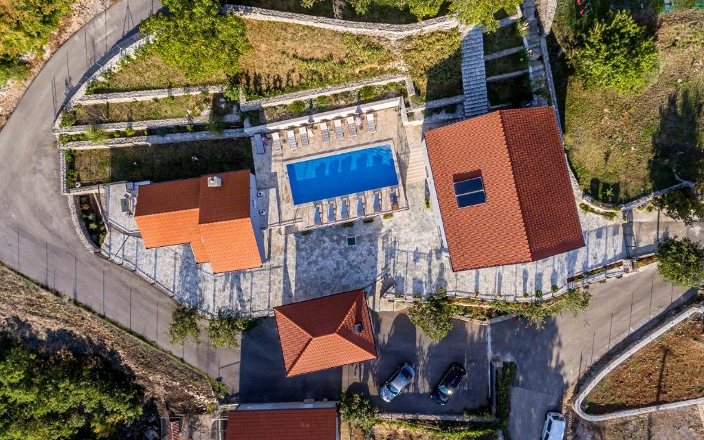 Letecký snímek ubytování Villa Marija with heated pool